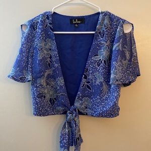 Front Tying Blue Flower Shirt, Size: XS but runs big.
